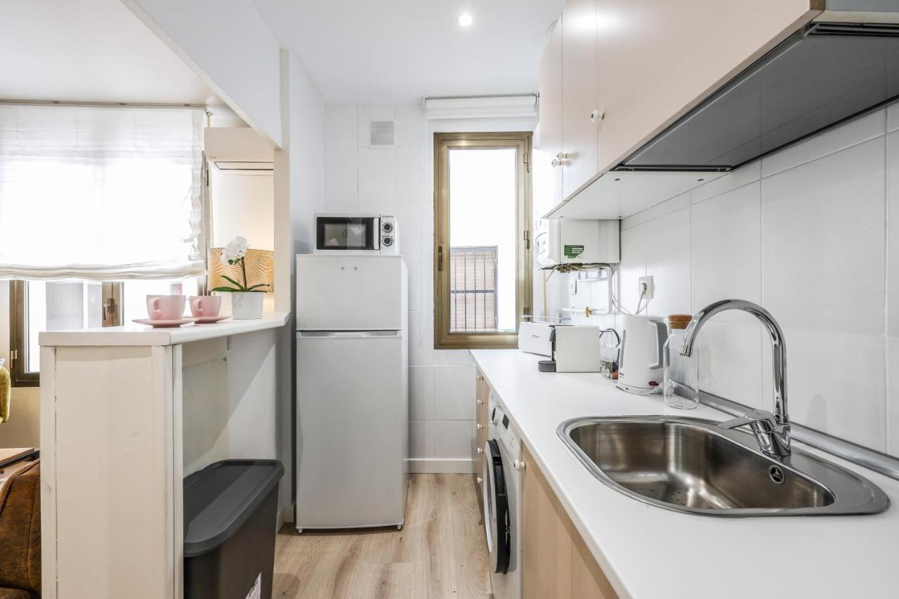 Tirso De Molina Apartment Madrid Exterior foto