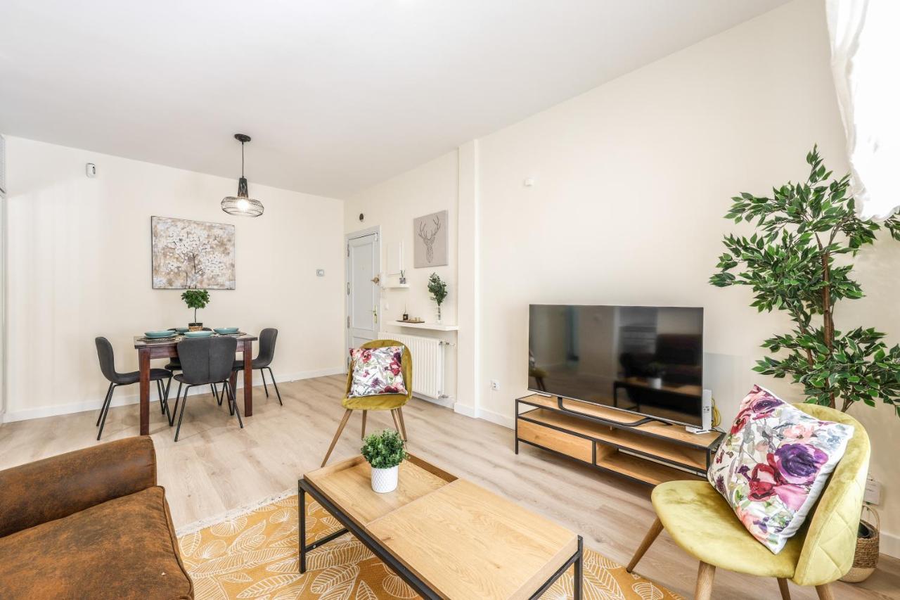 Tirso De Molina Apartment Madrid Exterior foto